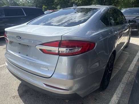 Used 2020 Ford Fusion SEL FWD image 4