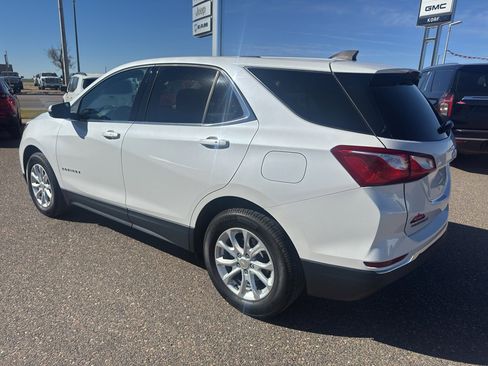 Used 2018 Chevrolet Equinox LT image 8