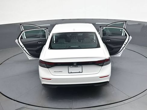 Used 2024 Honda Accord EX image 38