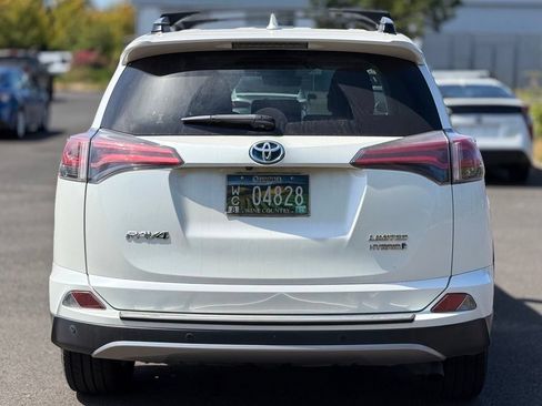 Used 2017 Toyota RAV4 Limited w/ Advanced Technology Package AWD/4WD image 4