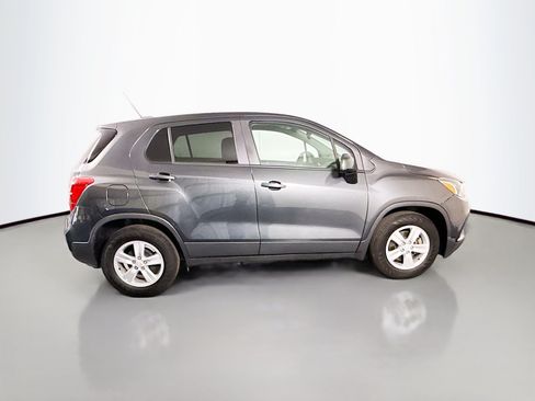 Used 2020 Chevrolet Trax LS w/ Tint and Cruise Package FWD image 11