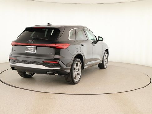 New 2025 Audi Q5 Premium Plus image 6