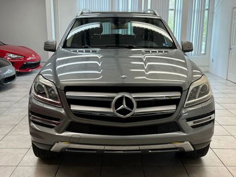 Used 2016 Mercedes-Benz GL 320 BlueTEC 4MATIC w/ Premium I Package image 2