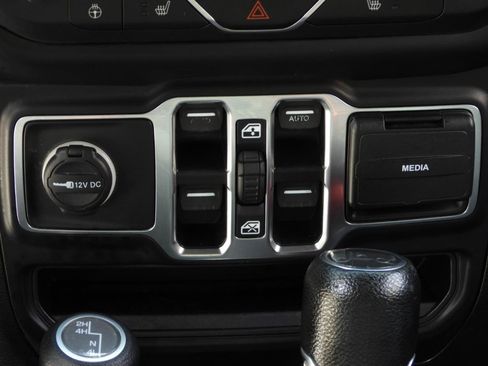 Used 2019 Jeep Wrangler Unlimited Sport S AWD/4WD image 48