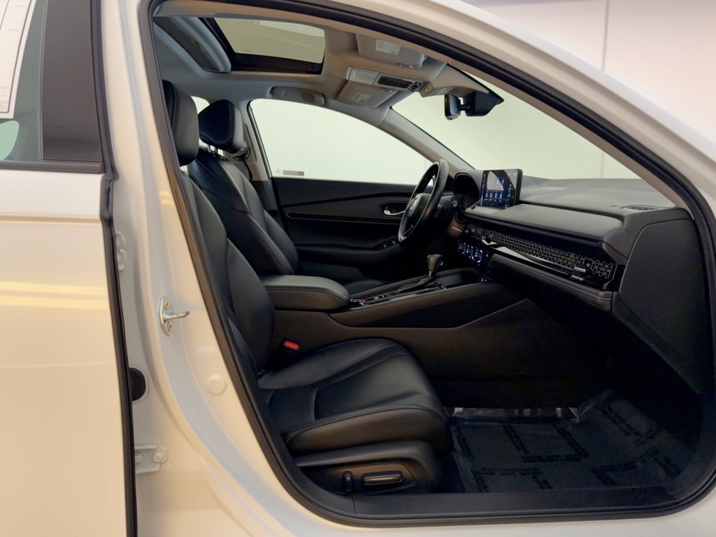 Used 2024 Honda Accord EX-L image 30