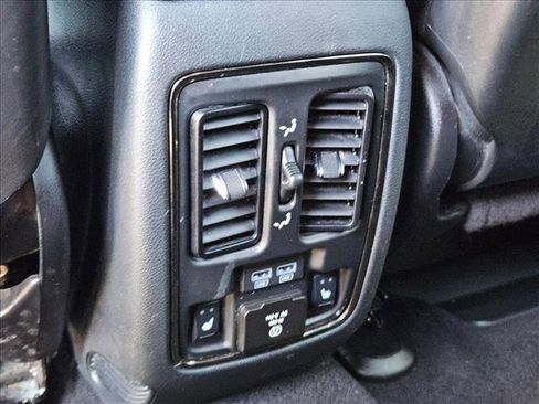 Used 2020 Jeep Grand Cherokee High Altitude AWD/4WD image 25