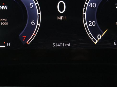 Used 2023 Jeep Grand Cherokee Altitude AWD/4WD image 28