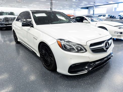 Used 2014 Mercedes-Benz E 63 AMG S-Model image 3