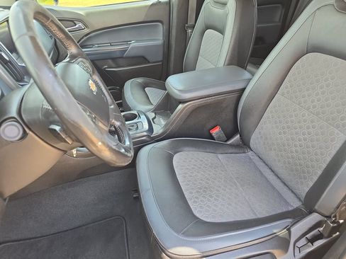 Used 2019 Chevrolet Colorado Z71 AWD/4WD image 15
