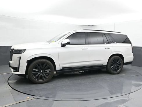 Used 2021 Cadillac Escalade Sport w/ Driver Assist Tech Package AWD/4WD image 7