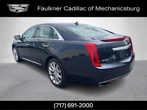 Used 2013 Cadillac XTS Luxury w/ Driver Awareness Package FWD image 8