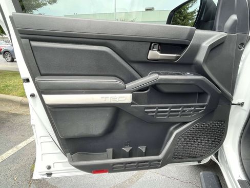 Used 2024 Toyota Tacoma TRD Sport RWD image 17