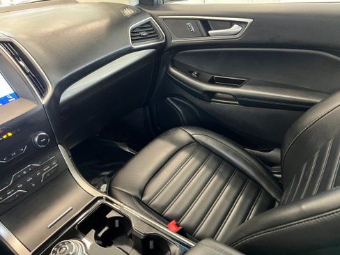 Used 2019 Ford Edge SEL w/ Equipment Group 201A AWD/4WD image 20