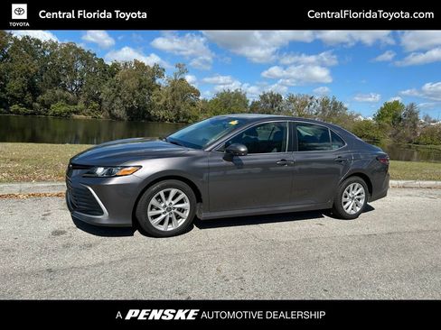 Used 2023 Toyota Camry LE image 1