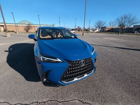 Used 2025 Lexus NX 350 AWD image 9