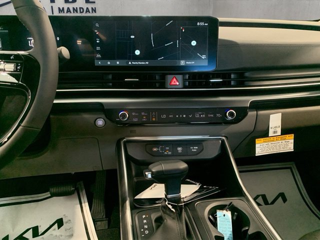 New 2027 Kia Carnival FWD image 19