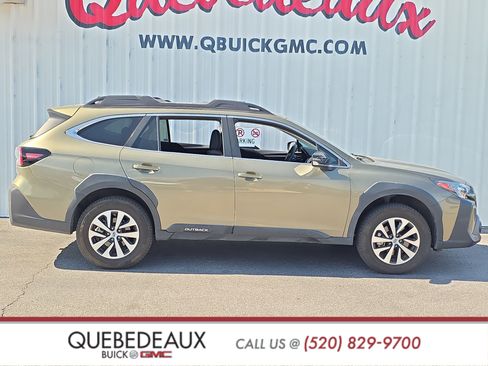 Used 2024 Subaru Outback Premium AWD/4WD image 6