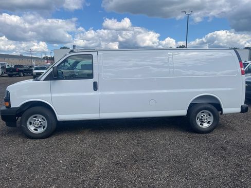 New 2025 Chevrolet Express 3500 Extended w/ Driver Convenience Package RWD image 2