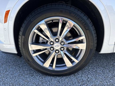 New 2025 Cadillac XT6 Premium Luxury w/ Platinum Package image 10