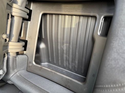 Used 2021 Chevrolet Silverado 1500 LT Trail Boss w/ Convenience Package II image 14