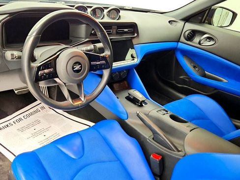 Used 2023 Nissan Z w/ Floor Mat Package (L93) image 12