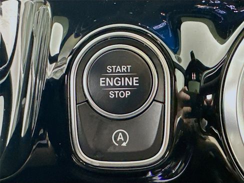 Certified 2023 Mercedes-Benz GLA 250 4MATIC image 16