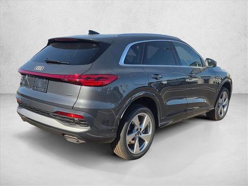 New 2025 Audi Q5 Premium Plus AWD/4WD image 2