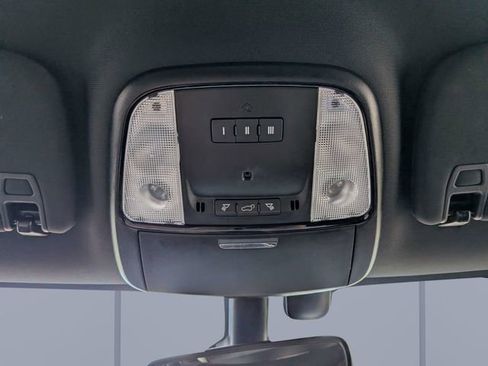 Used 2023 Dodge Durango GT RWD image 24