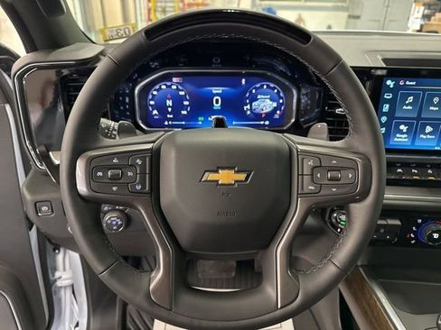 New 2026 Chevrolet Silverado 1500 High Country w/ Technology Package AWD/4WD image 12