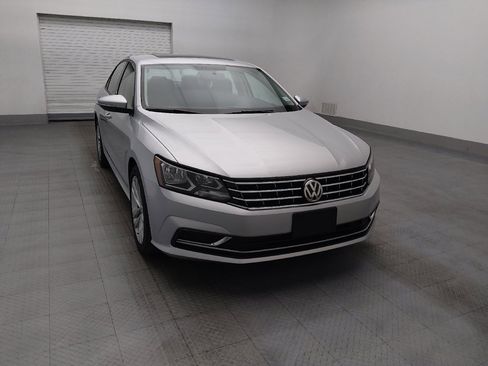 Used 2019 Volkswagen Passat 2.0T Wolfsburg w/ Wheels & Sunroof Package FWD image 14