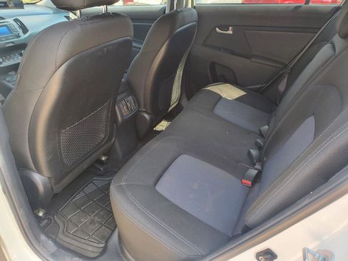 Used 2015 Kia Sportage LX FWD image 13