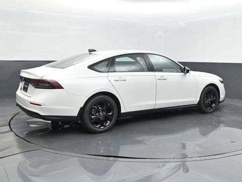 New 2025 Honda Accord SE image 22