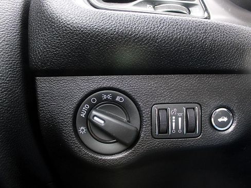 Used 2019 Dodge Challenger R/T Scat Pack image 23