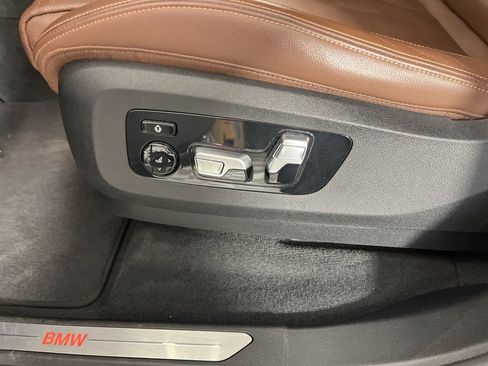 Used 2020 BMW X5 xDrive40i w/ Premium Package image 25