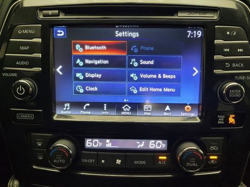 Used 2018 Nissan Maxima 3.5 SV FWD image 25