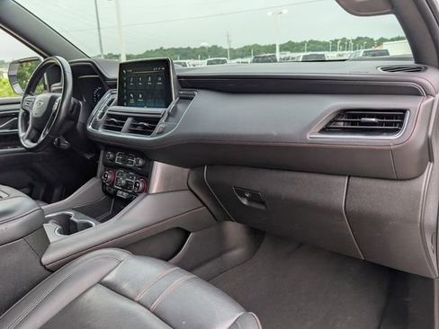 Used 2024 Chevrolet Suburban RST RWD image 26