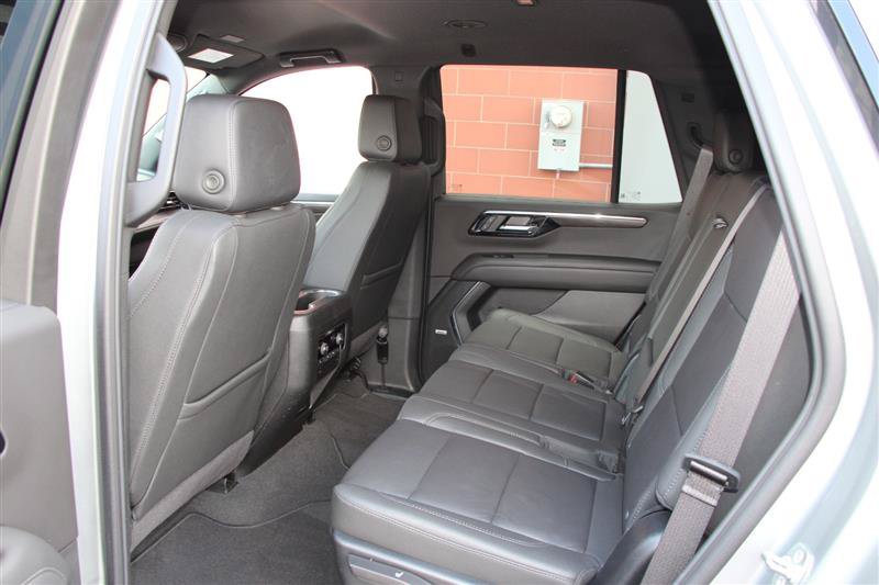 Used 2025 Chevrolet Tahoe LT w/ Comfort Package AWD/4WD image 13