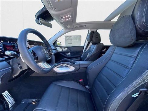 New 2026 Mercedes-Benz GLS 450 4MATIC image 4