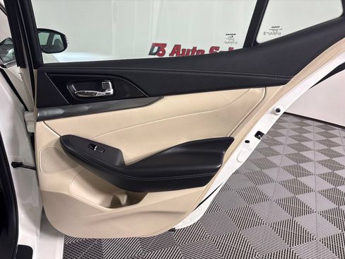 Used 2020 Nissan Maxima 3.5 SL w/ Floor Mat Group FWD image 42