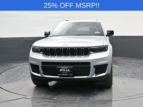 New 2025 Jeep Grand Cherokee L Laredo w/ Luxury Tech Group I AWD/4WD image 2