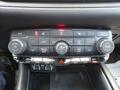 Used 2022 Dodge Durango GT image 63