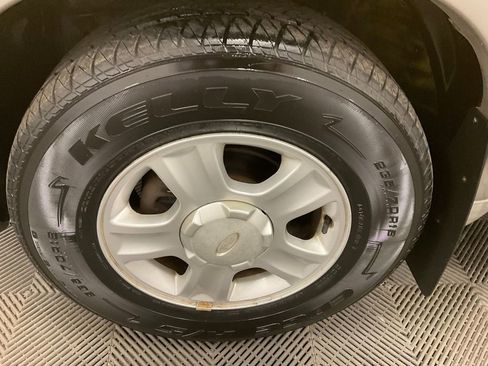 Used 2001 Ford Escape XLT image 8