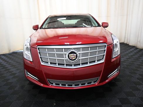 Used 2013 Cadillac XTS Platinum AWD/4WD image 2