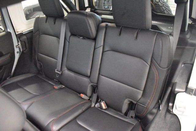 Used 2024 Jeep Wrangler Unlimited Rubicon w/ Safety Group AWD/4WD image 7