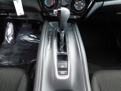 Used 2016 Honda HR-V LX image 15