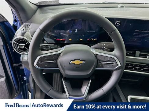 New 2026 Chevrolet Equinox LT image 7