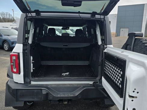 Certified 2022 Ford Bronco Outer Banks w/ Sasquatch Package AWD/4WD image 14