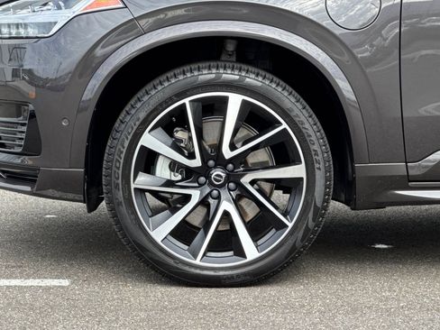 Used 2023 Volvo XC90 T8 Plus AWD/4WD image 34