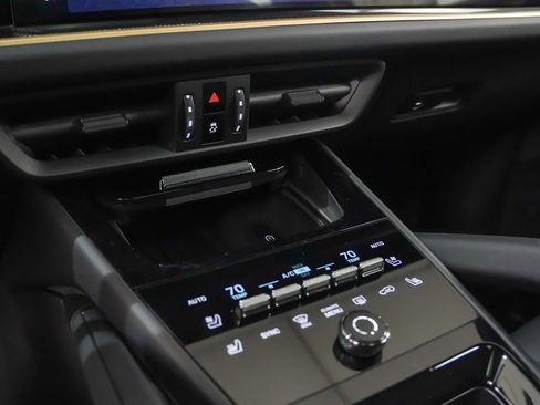 New 2026 Porsche Cayenne S image 32