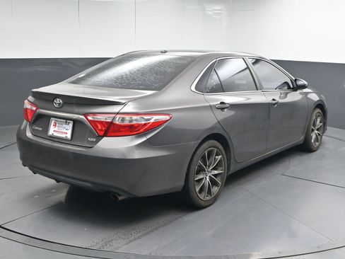 Used 2015 Toyota Camry XLE image 8